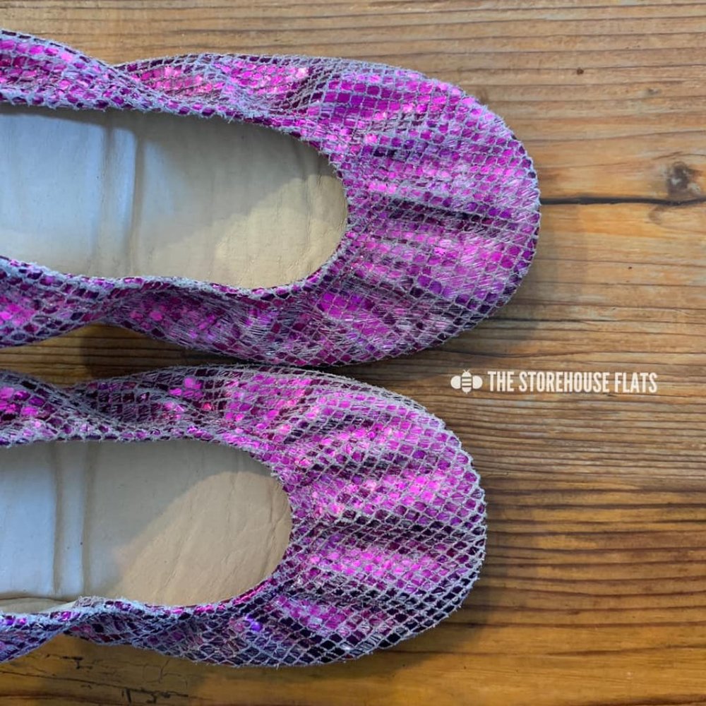 Storehouse Flats Fuschia snakes
